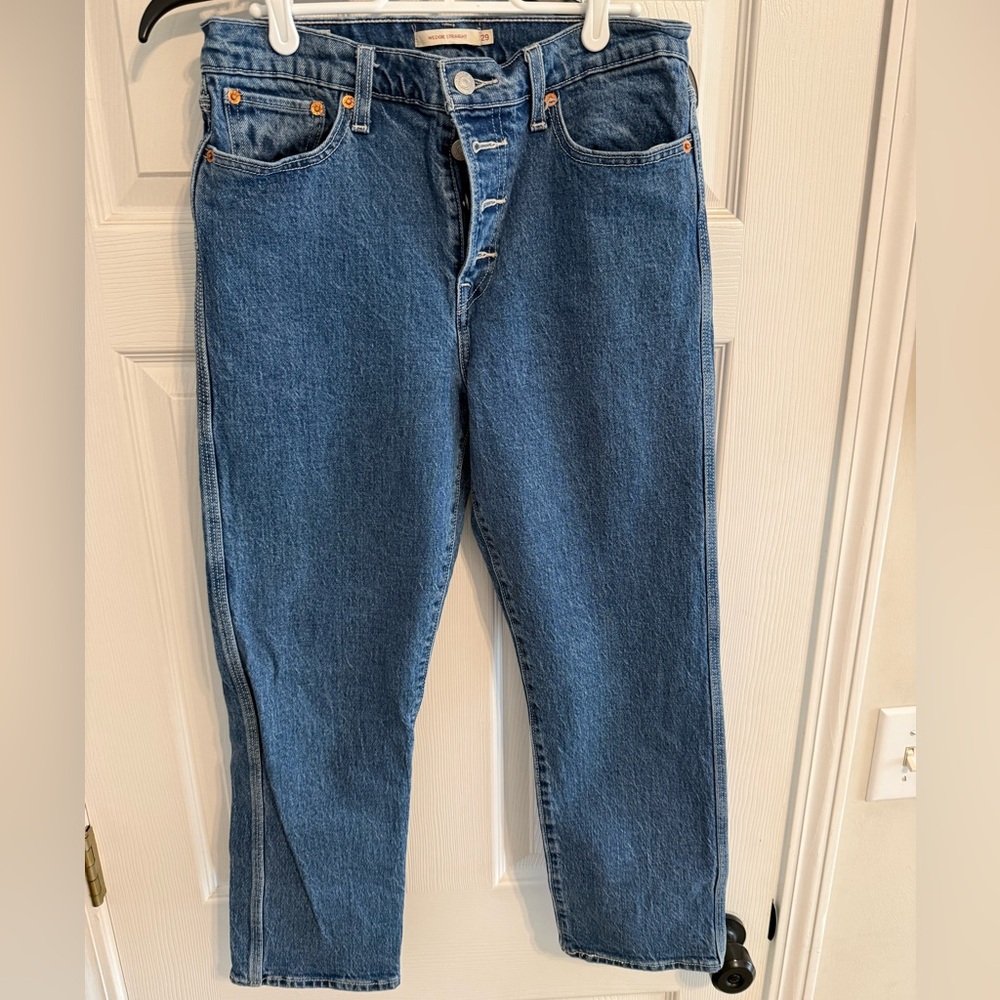 LEVI’S Wedgie Straight Blue Denim Jeans